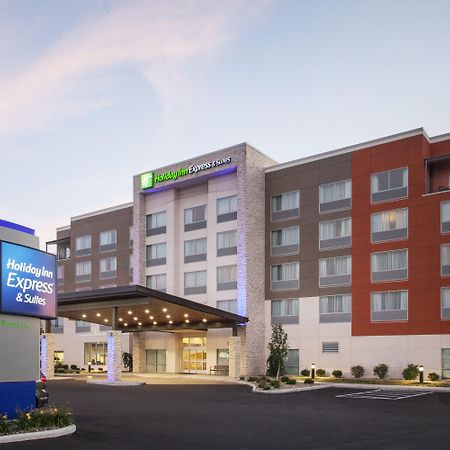 Holiday Inn Express & Suites Sandusky By Ihg Exterior photo
