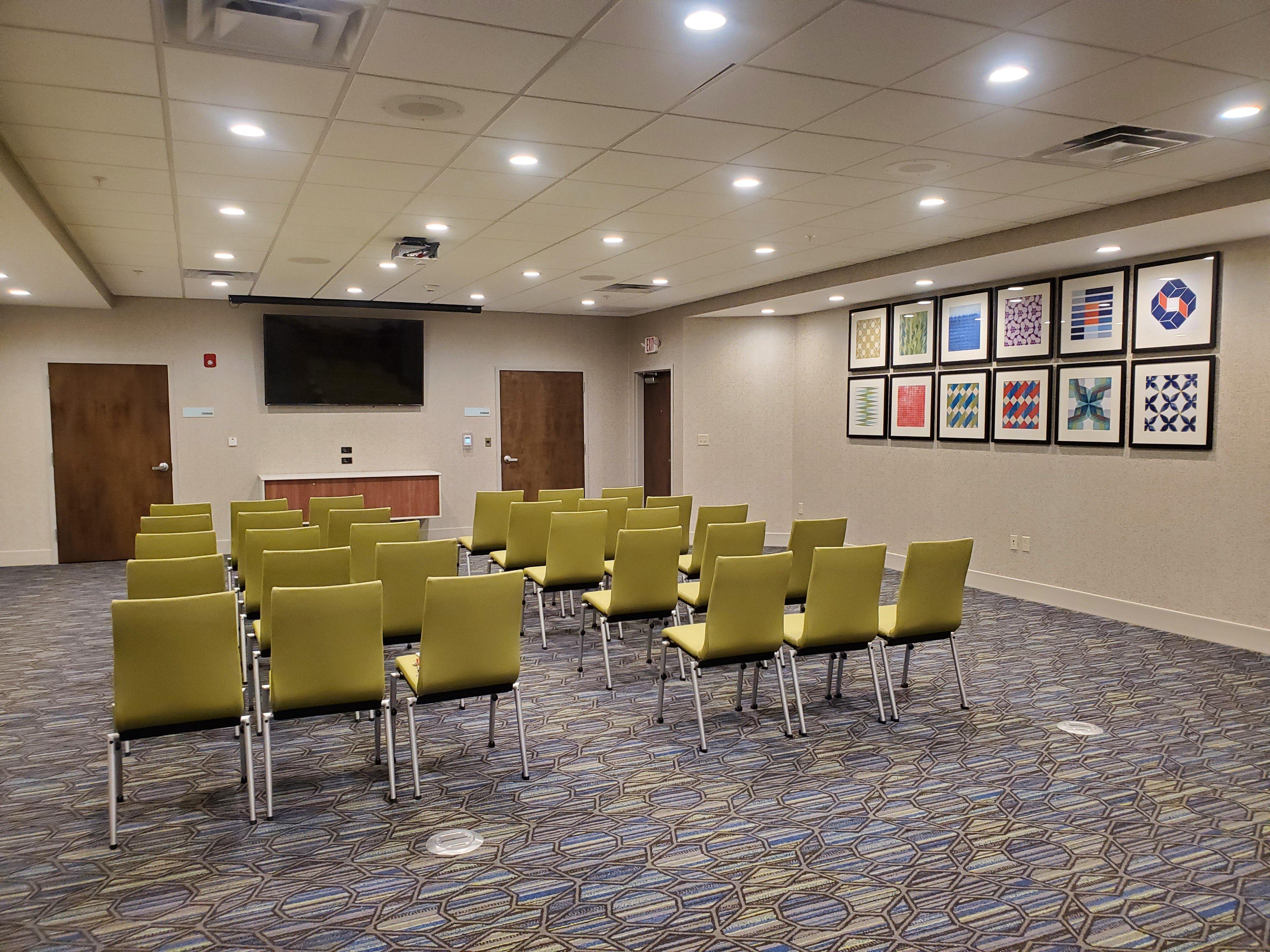 Holiday Inn Express & Suites Sandusky By Ihg Exterior photo