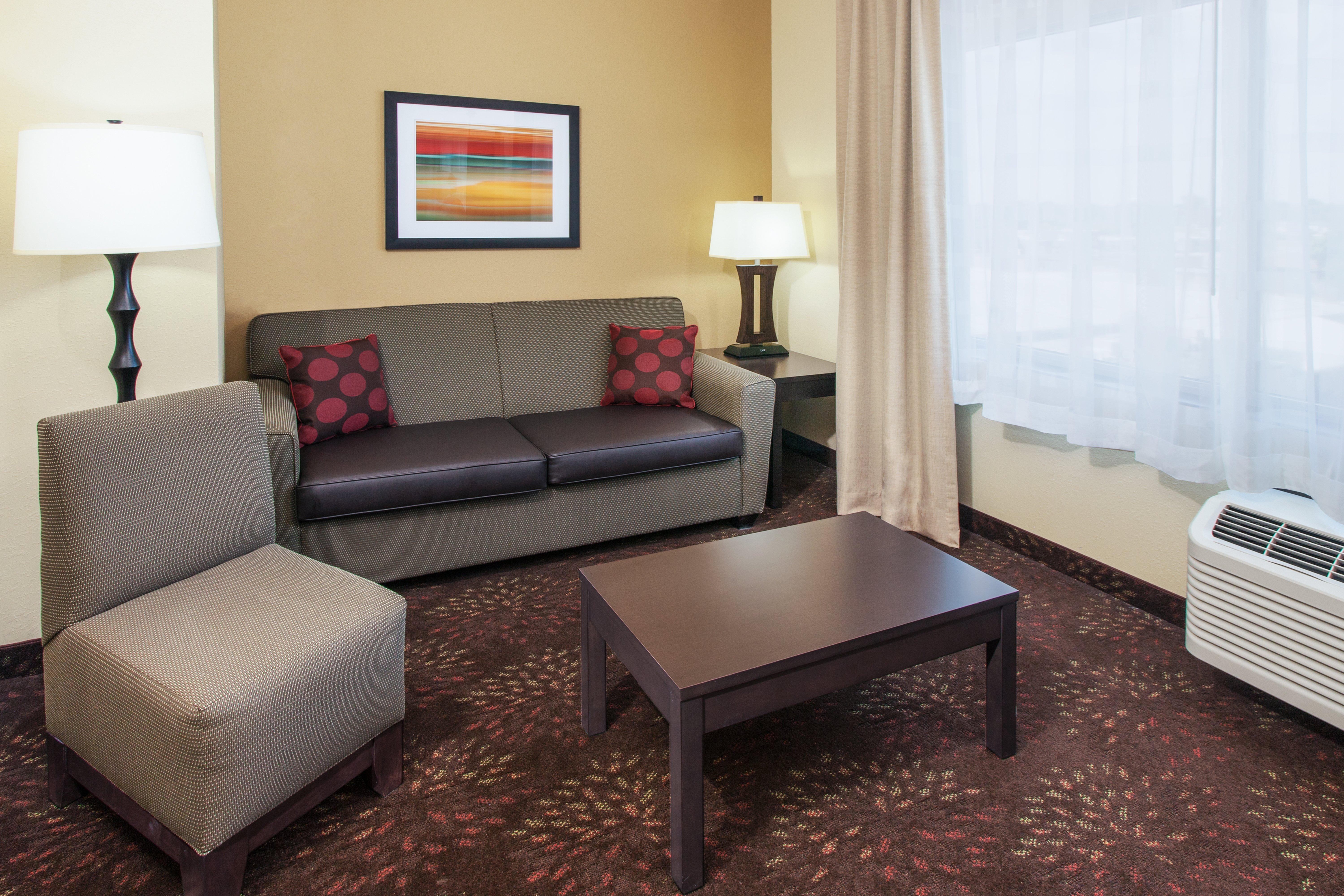 Holiday Inn Express & Suites Sandusky By Ihg Exterior photo